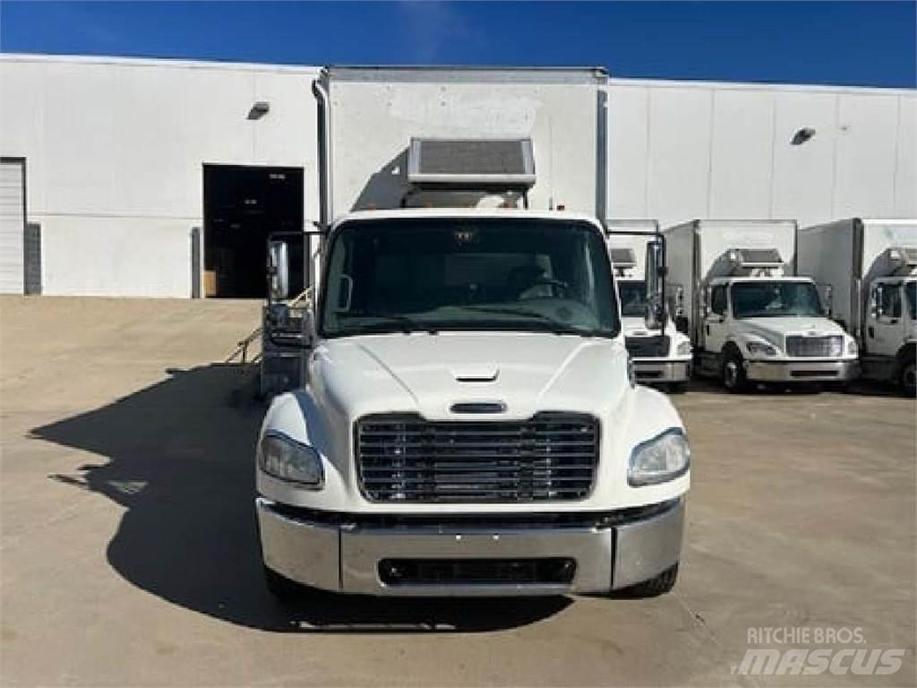 Freightliner M2-106 ボックスボディー、ウイング、箱車