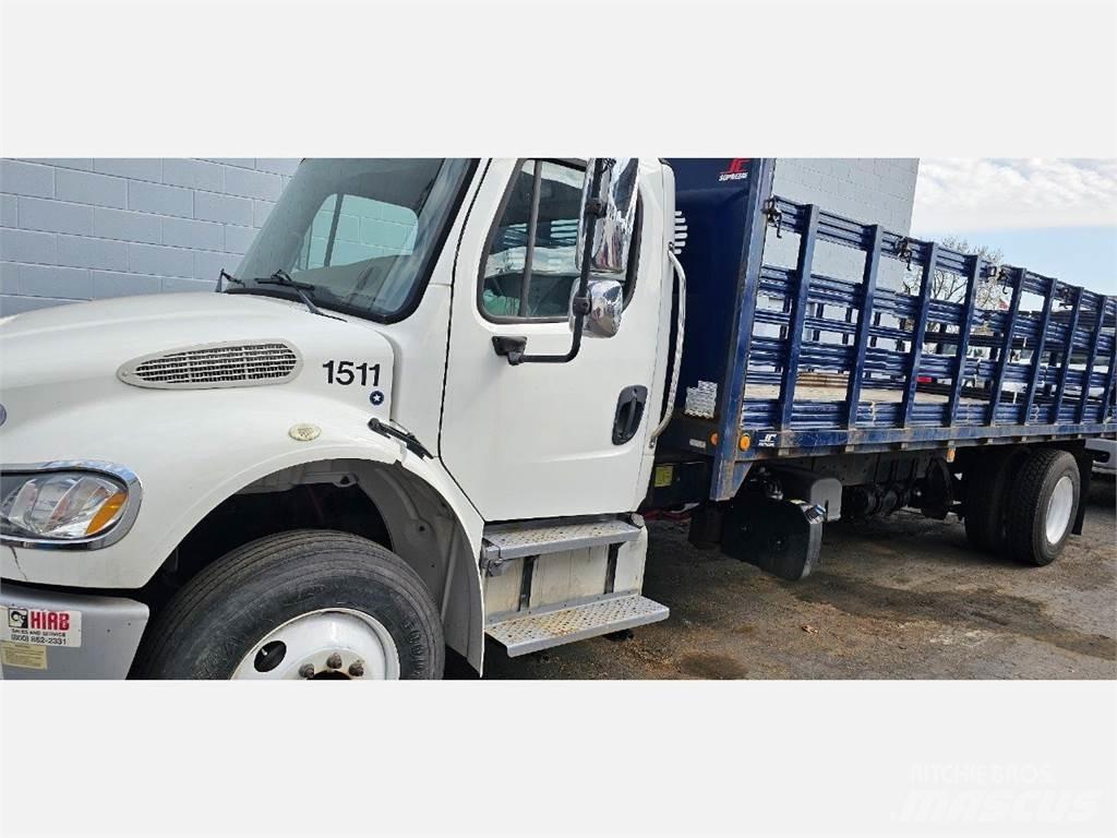Freightliner M2 106 平ボディー