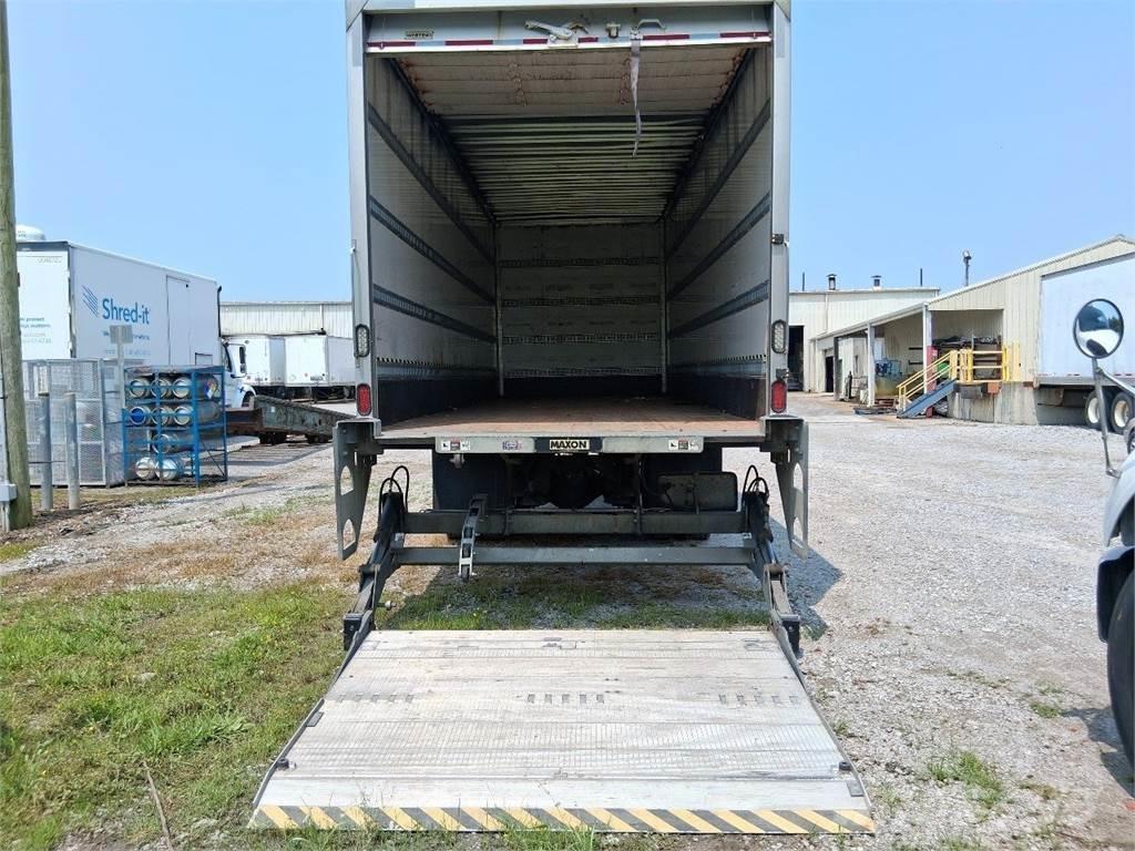 Freightliner M2-106 ボックスボディー、ウイング、箱車