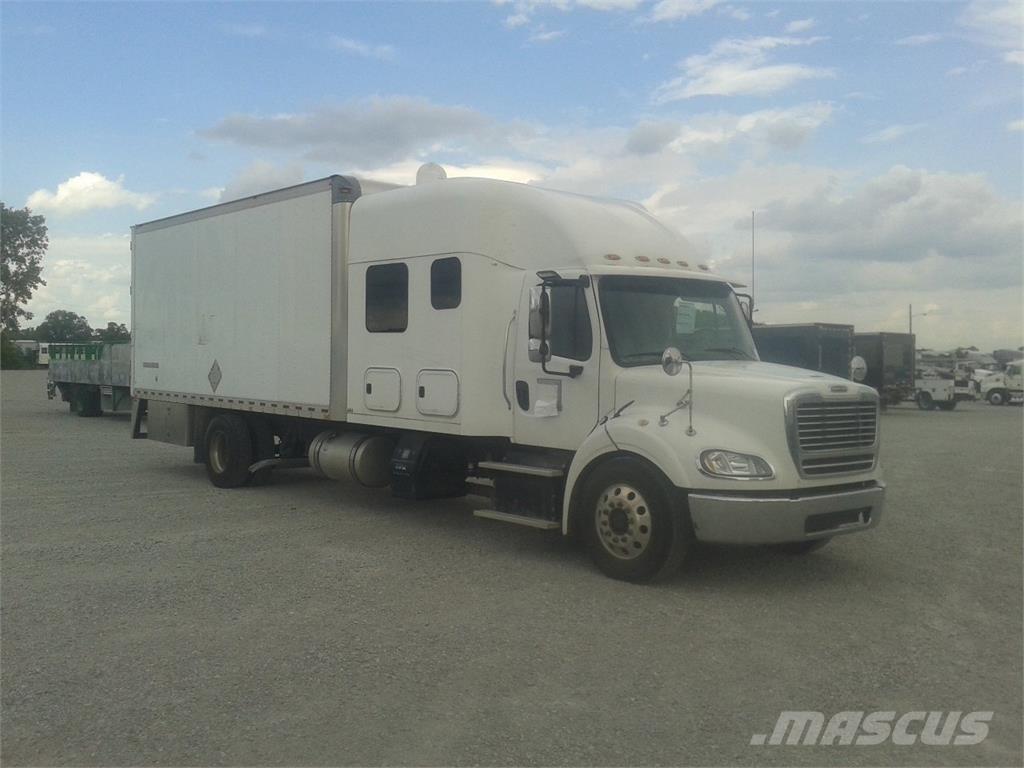 Freightliner M2-112 ボックスボディー、ウイング、箱車