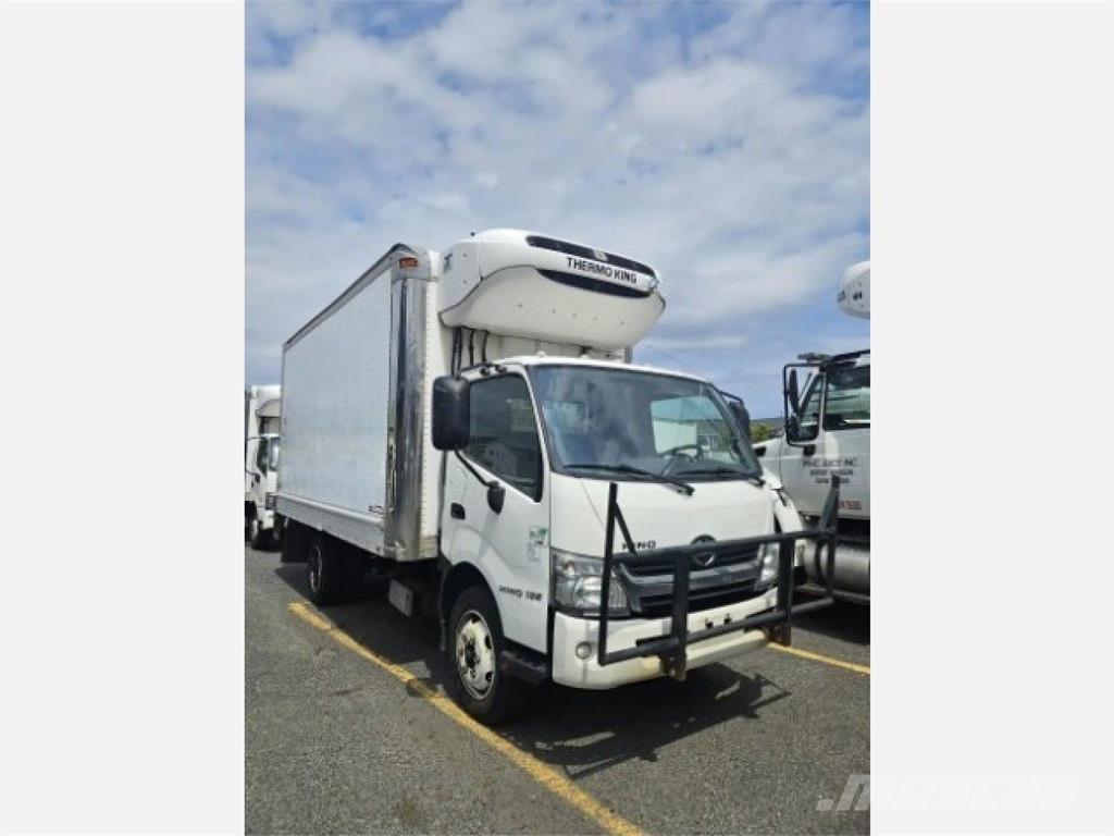 Hino 195 冷凍冷蔵車