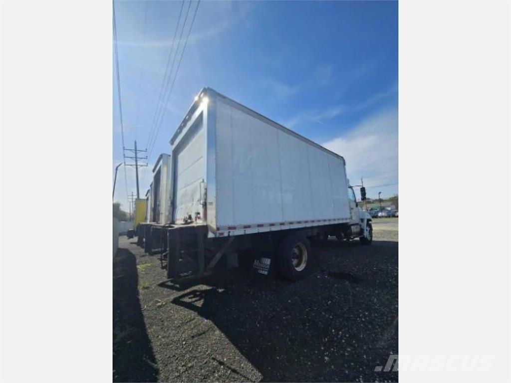 Hino 268 冷凍冷蔵車
