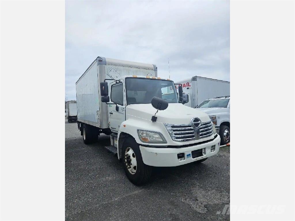 Hino 268 ボックスボディー、ウイング、箱車