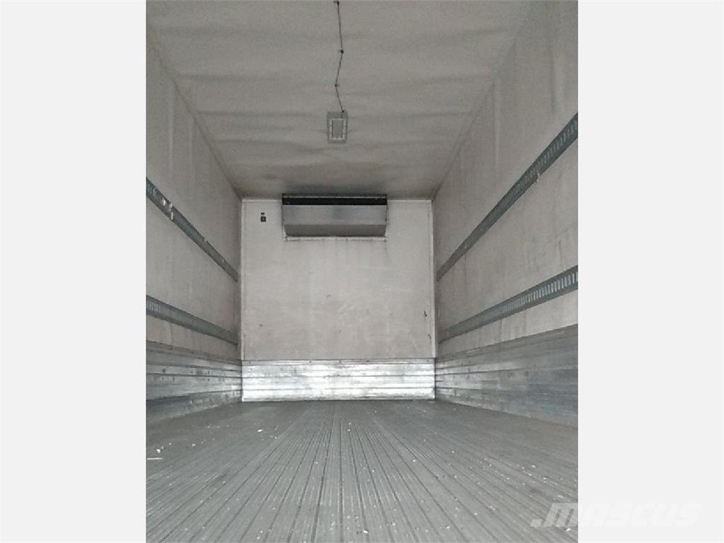 International 4300 冷凍冷蔵車