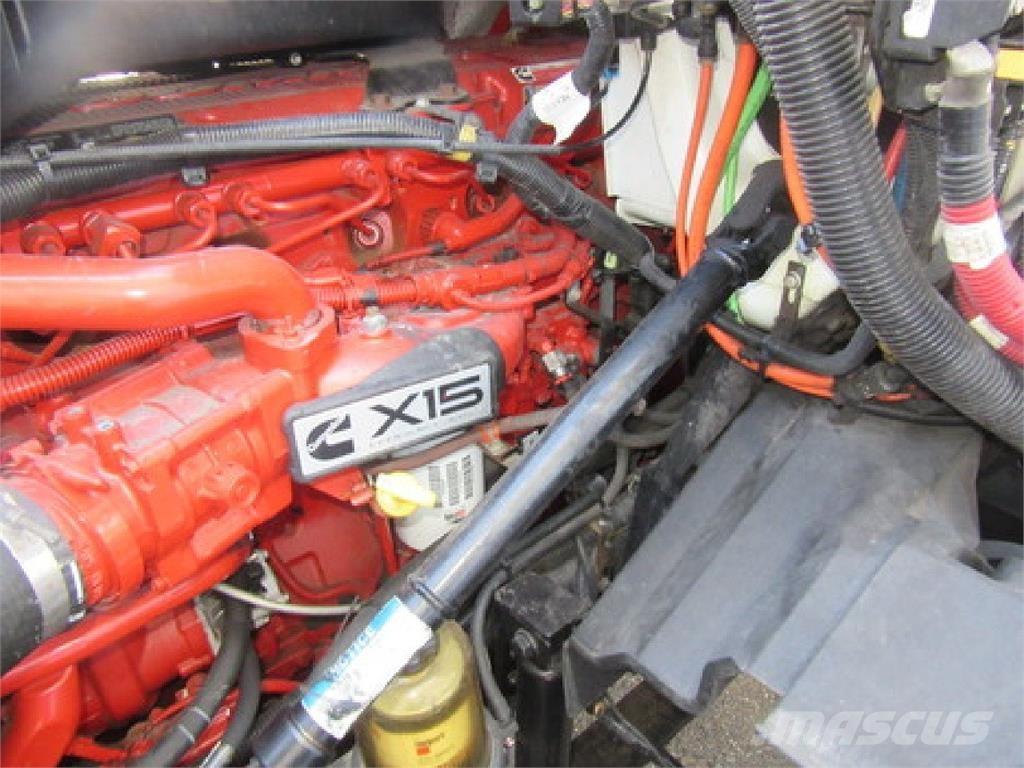 International LT625 中古トラクターヘッド | トレーラーヘッド