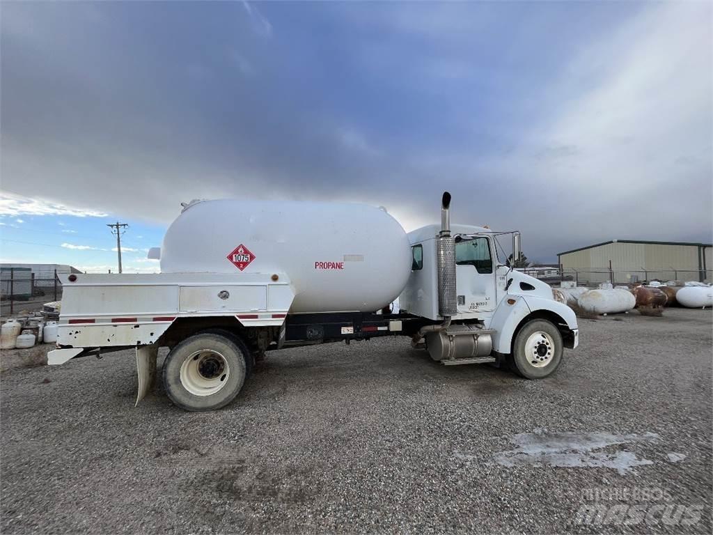 Kenworth T300 その他トラック