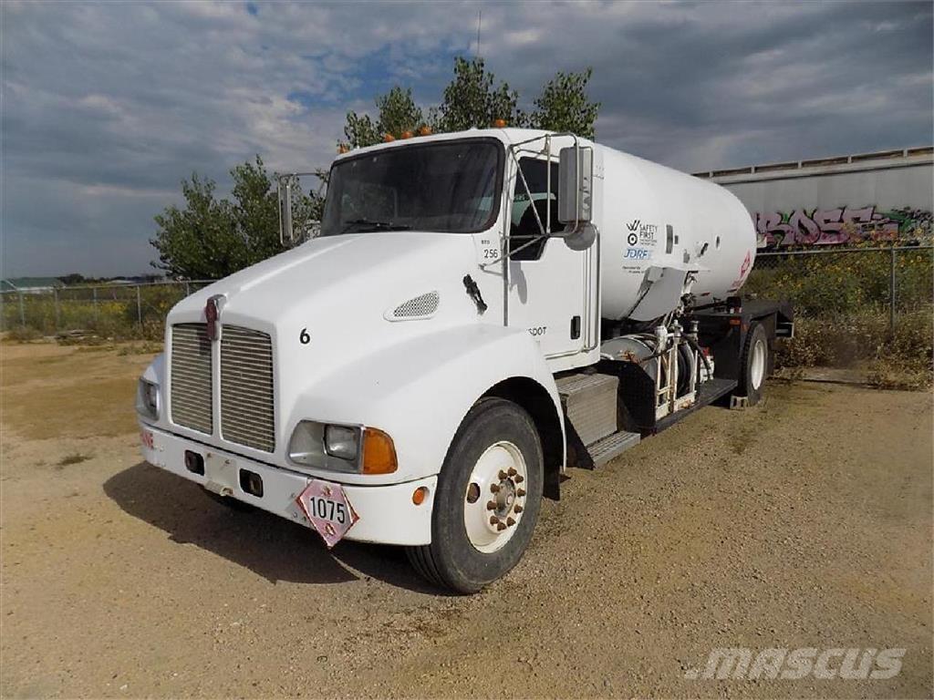 Kenworth T300 その他トラック