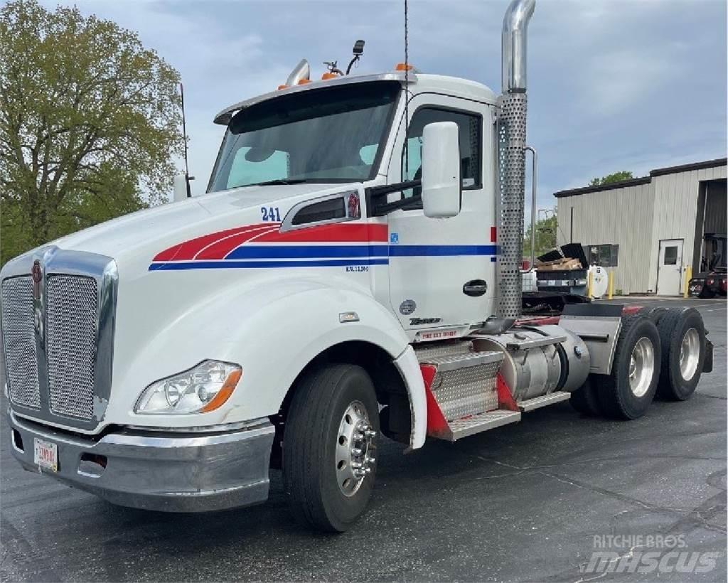Kenworth T680 中古トラクターヘッド | トレーラーヘッド
