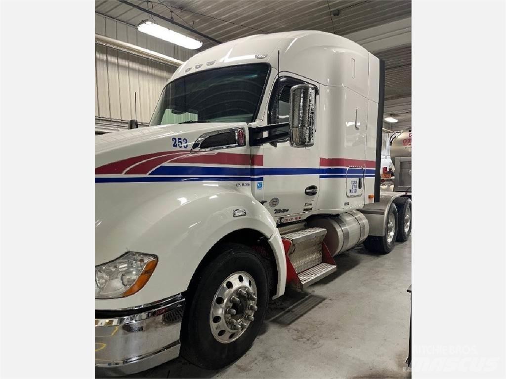 Kenworth T680 中古トラクターヘッド | トレーラーヘッド