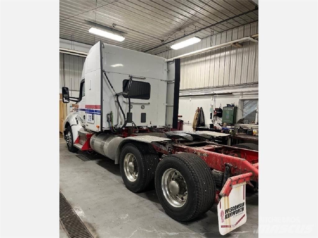 Kenworth T680 中古トラクターヘッド | トレーラーヘッド
