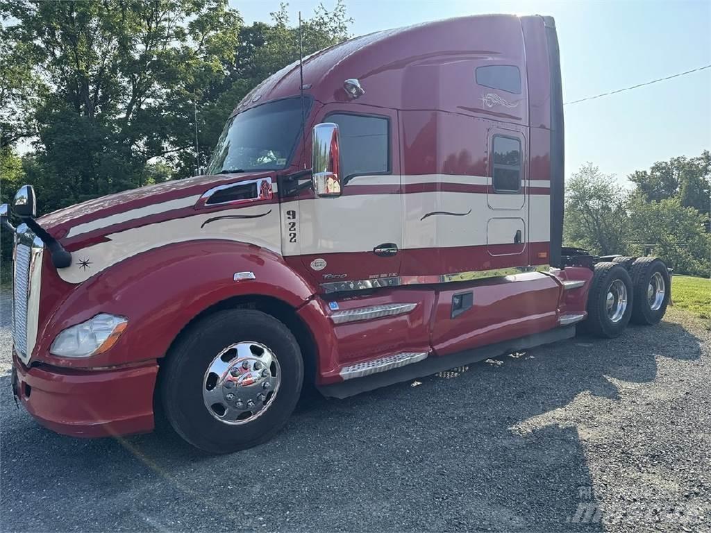 Kenworth T680 中古トラクターヘッド | トレーラーヘッド