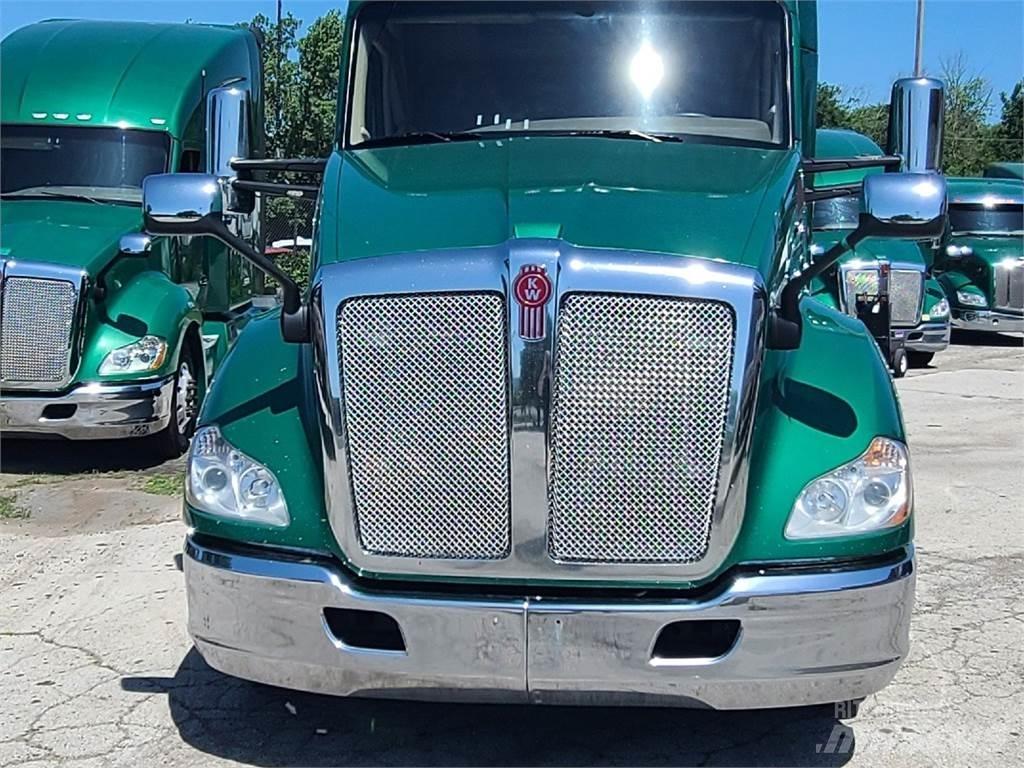 Kenworth T680 中古トラクターヘッド | トレーラーヘッド