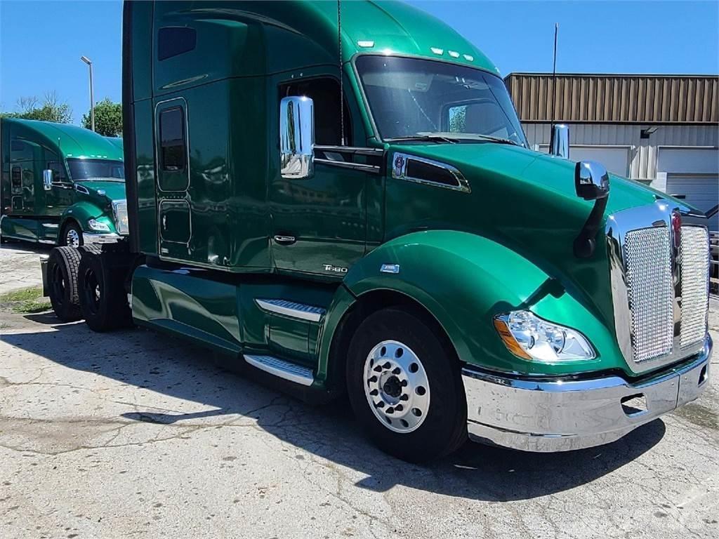 Kenworth T680 中古トラクターヘッド | トレーラーヘッド