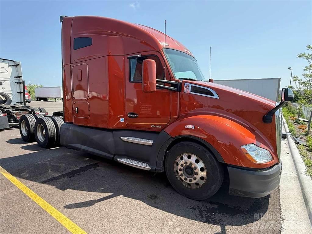 Kenworth T680 中古トラクターヘッド | トレーラーヘッド