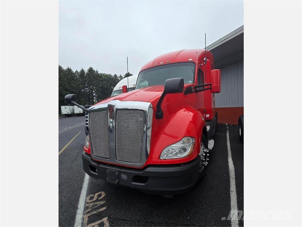 Kenworth T680 中古トラクターヘッド | トレーラーヘッド
