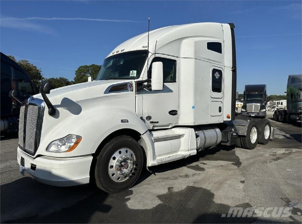 Kenworth T680 中古トラクターヘッド | トレーラーヘッド