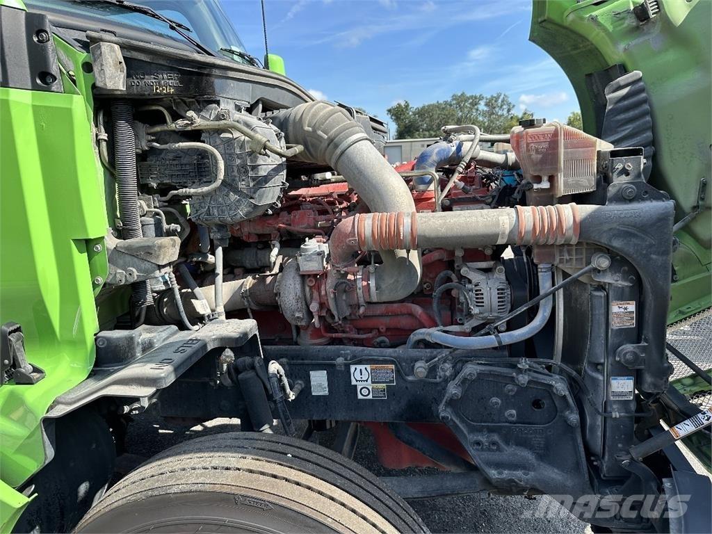 Kenworth T680 中古トラクターヘッド | トレーラーヘッド