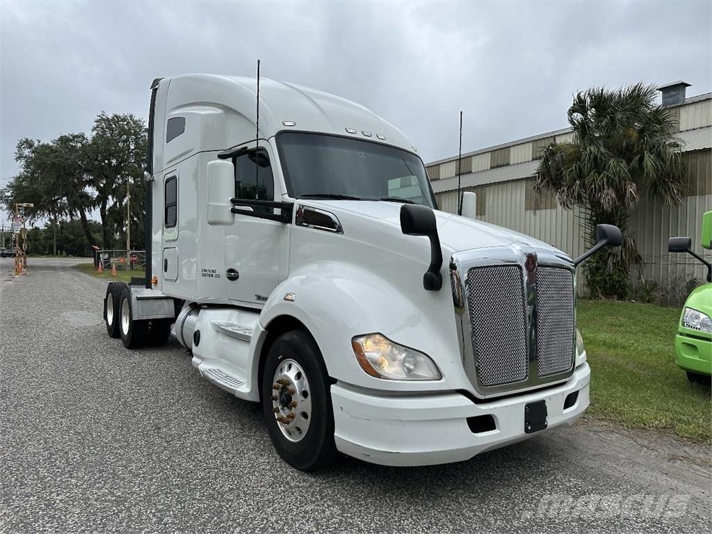 Kenworth T680 中古トラクターヘッド | トレーラーヘッド