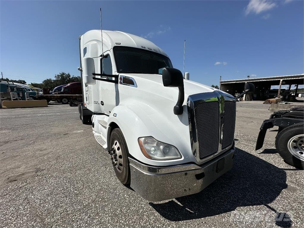 Kenworth T680 中古トラクターヘッド | トレーラーヘッド