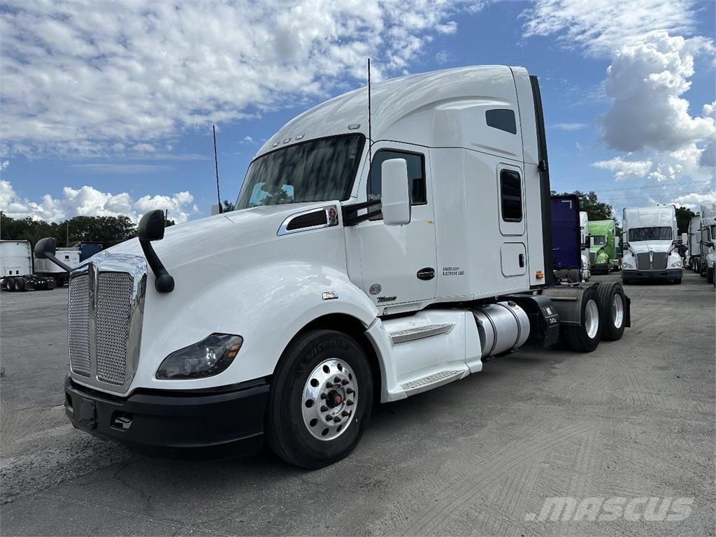 Kenworth T680 中古トラクターヘッド | トレーラーヘッド