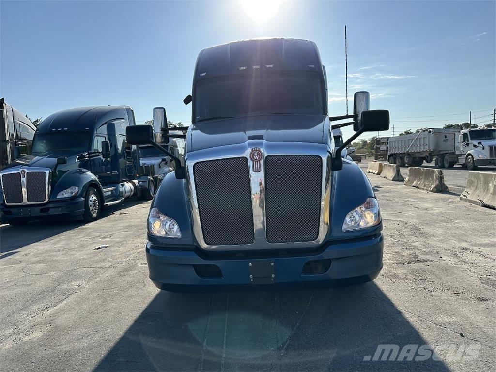 Kenworth T680 中古トラクターヘッド | トレーラーヘッド