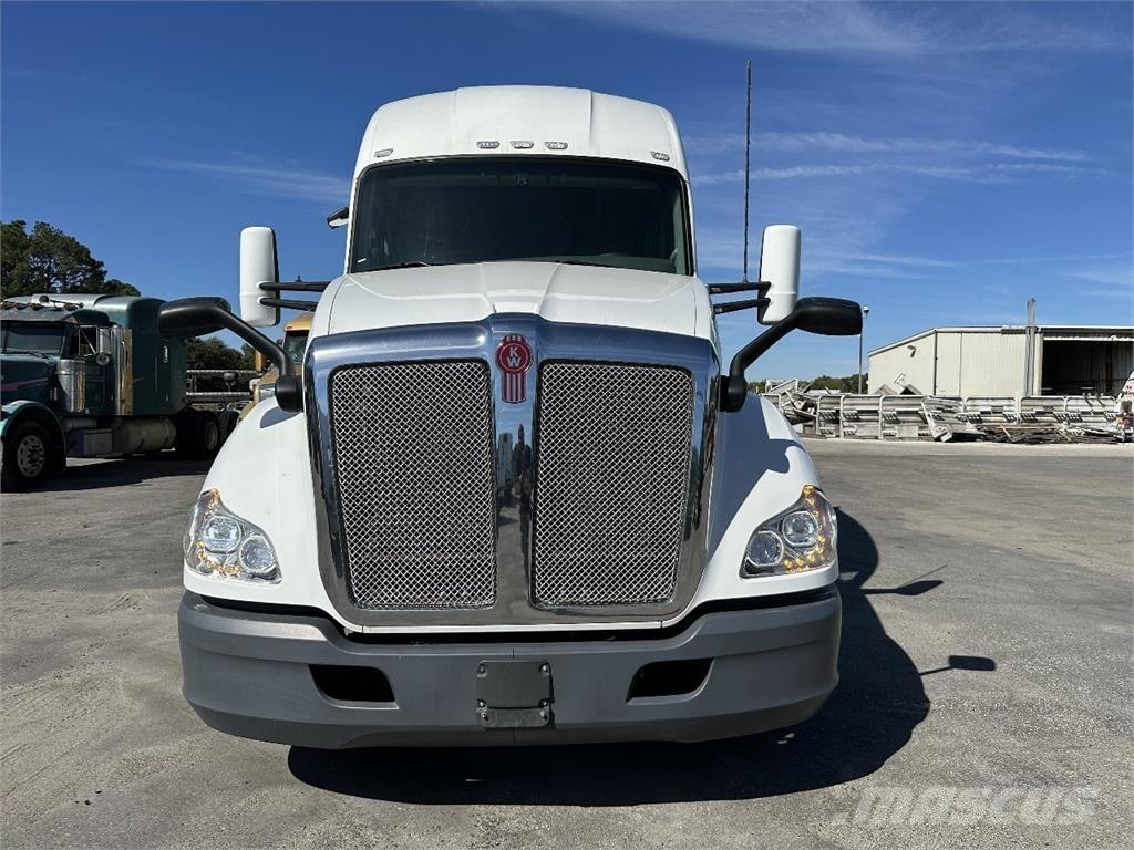Kenworth T680 中古トラクターヘッド | トレーラーヘッド