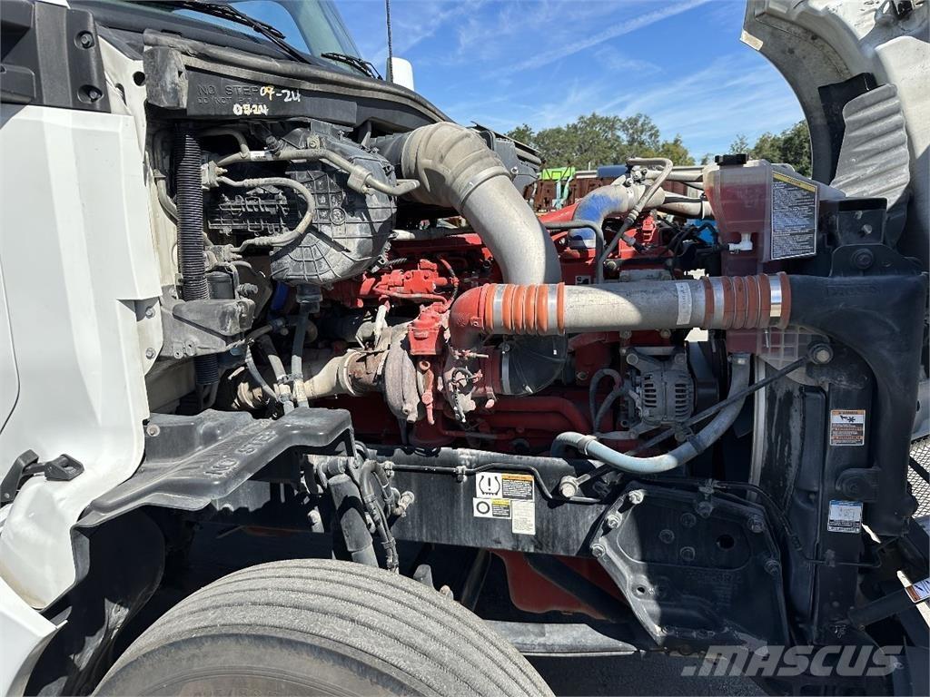 Kenworth T680 中古トラクターヘッド | トレーラーヘッド