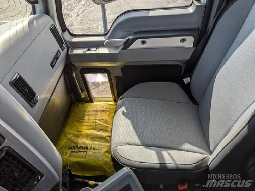 Mack AN64T 中古トラクターヘッド | トレーラーヘッド