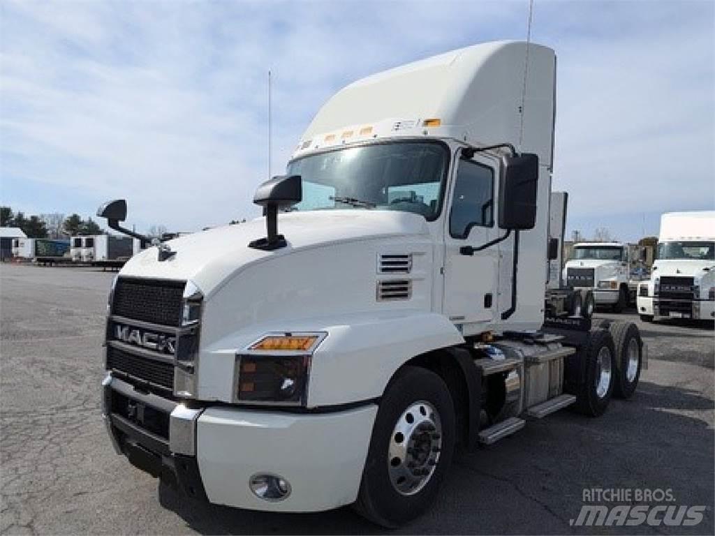 Mack AN64T 中古トラクターヘッド | トレーラーヘッド