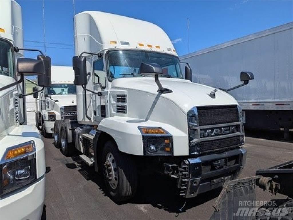 Mack AN64T 中古トラクターヘッド | トレーラーヘッド