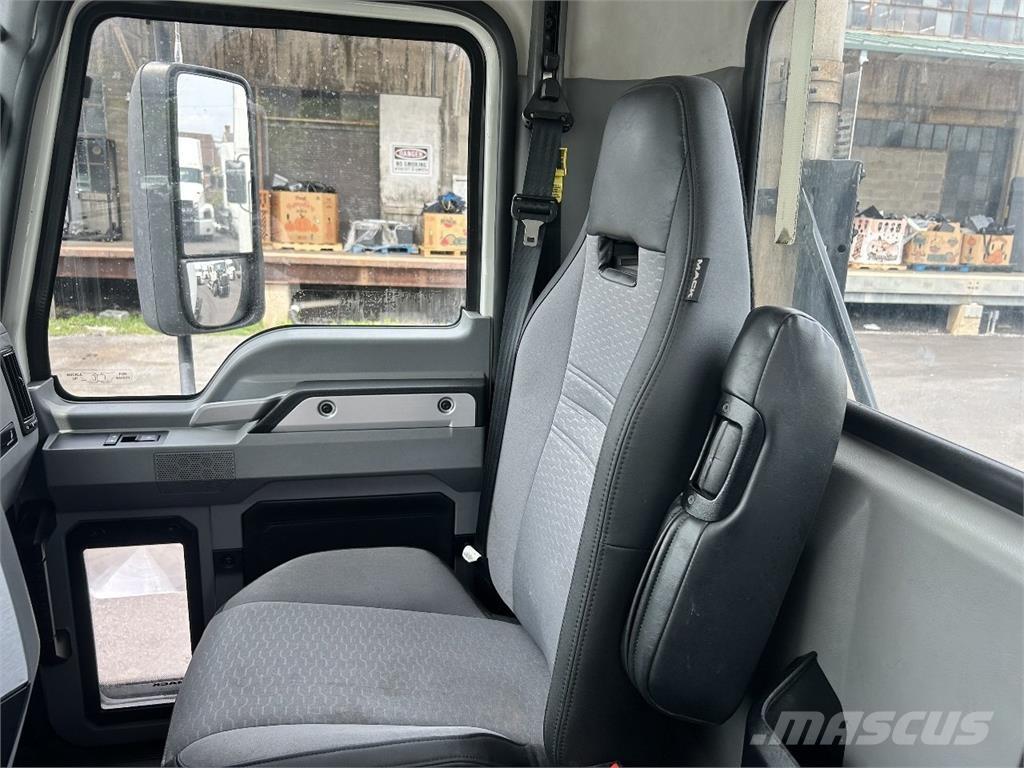 Mack AN64T 中古トラクターヘッド | トレーラーヘッド