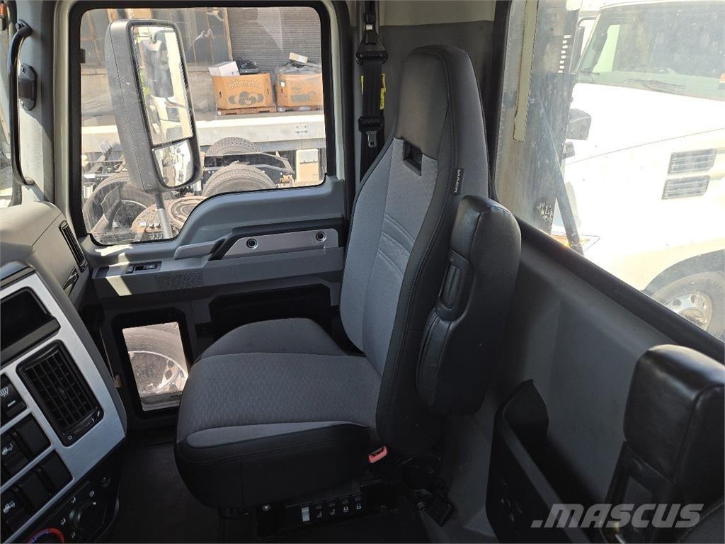 Mack AN64T 中古トラクターヘッド | トレーラーヘッド