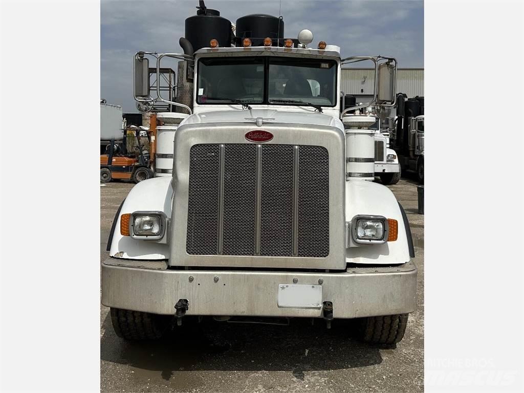 Peterbilt 367 その他トラック