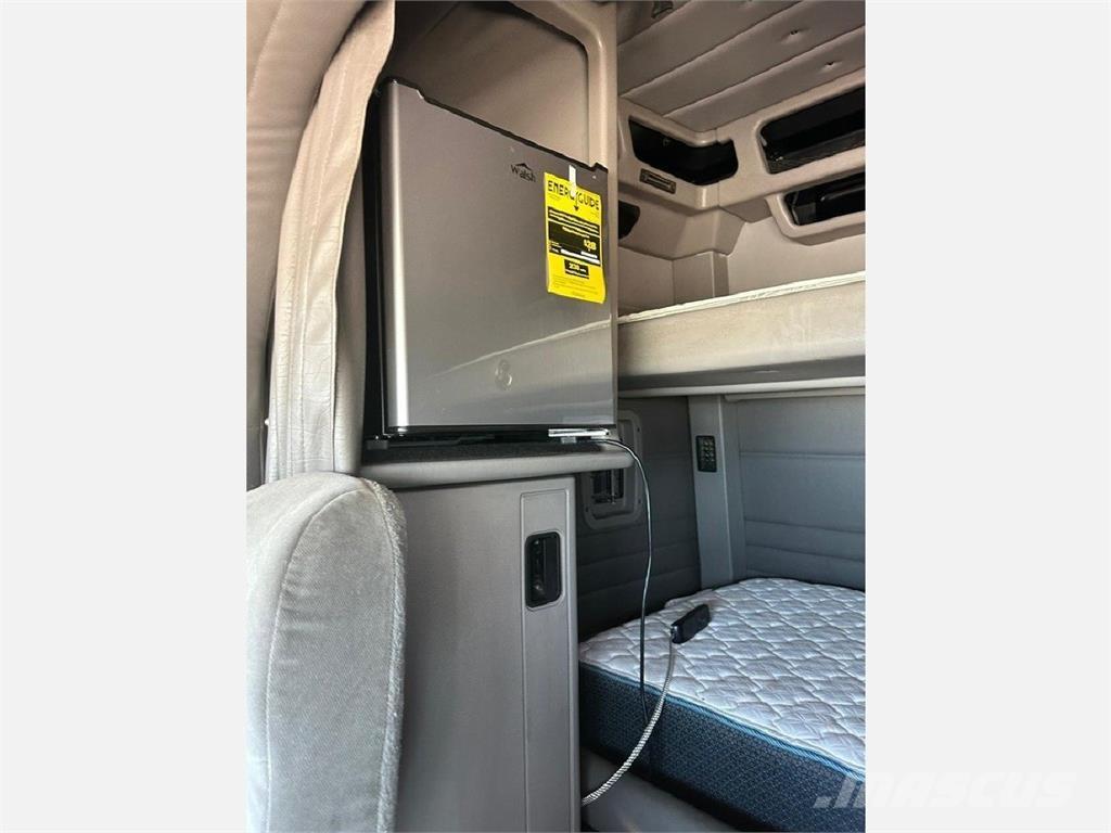 Peterbilt 379 中古トラクターヘッド | トレーラーヘッド