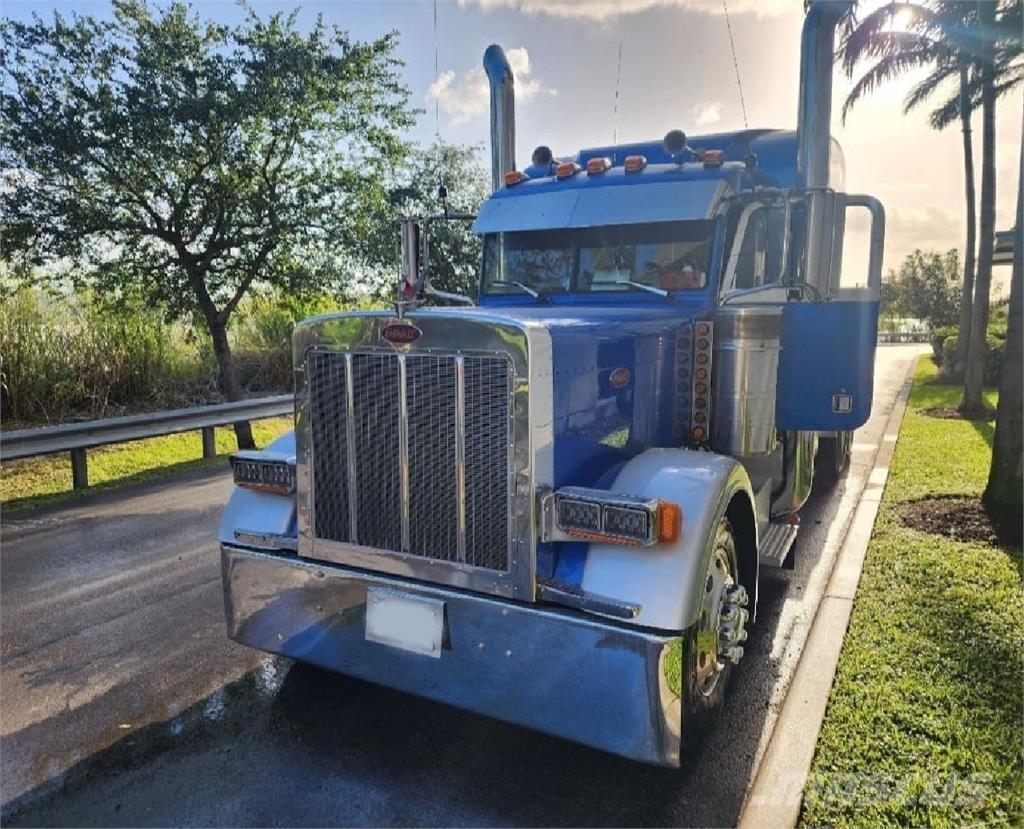 Peterbilt 379EXHD 中古トラクターヘッド | トレーラーヘッド