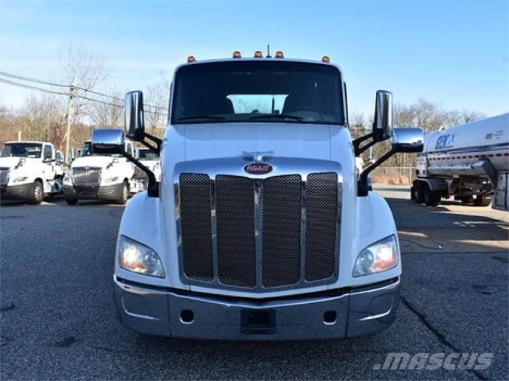Peterbilt 579 中古トラクターヘッド | トレーラーヘッド