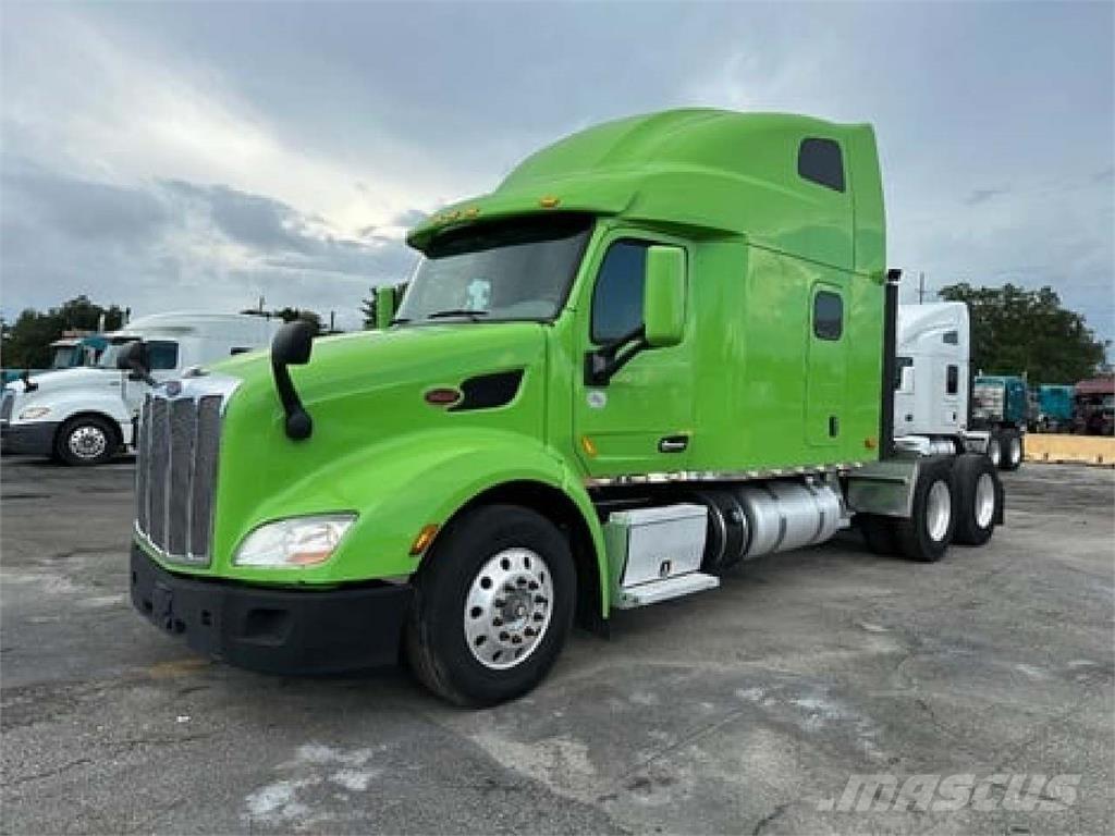 Peterbilt 579 中古トラクターヘッド | トレーラーヘッド