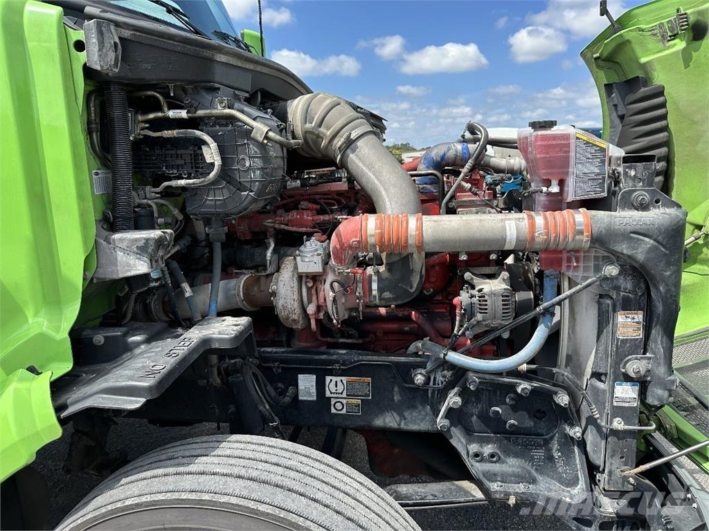 Peterbilt 579 中古トラクターヘッド | トレーラーヘッド