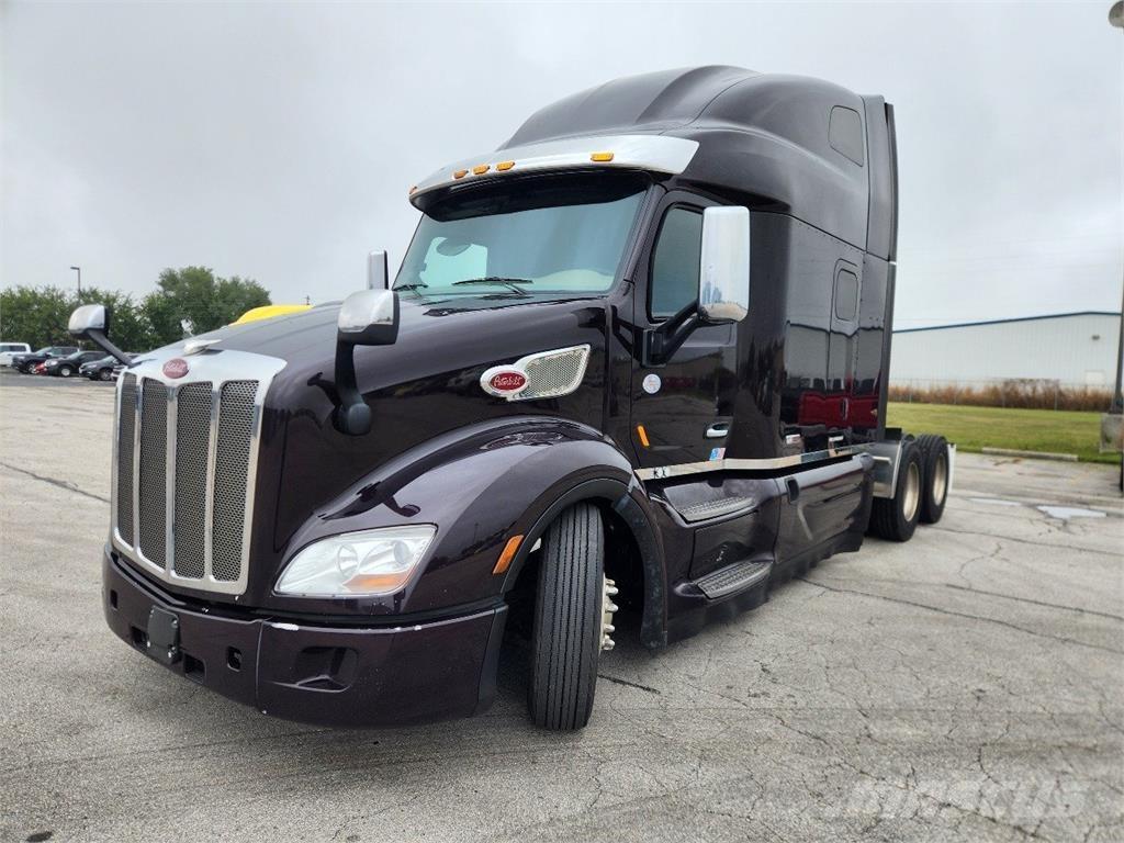 Peterbilt 579 中古トラクターヘッド | トレーラーヘッド