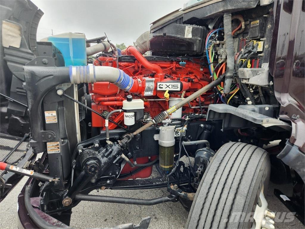 Peterbilt 579 中古トラクターヘッド | トレーラーヘッド