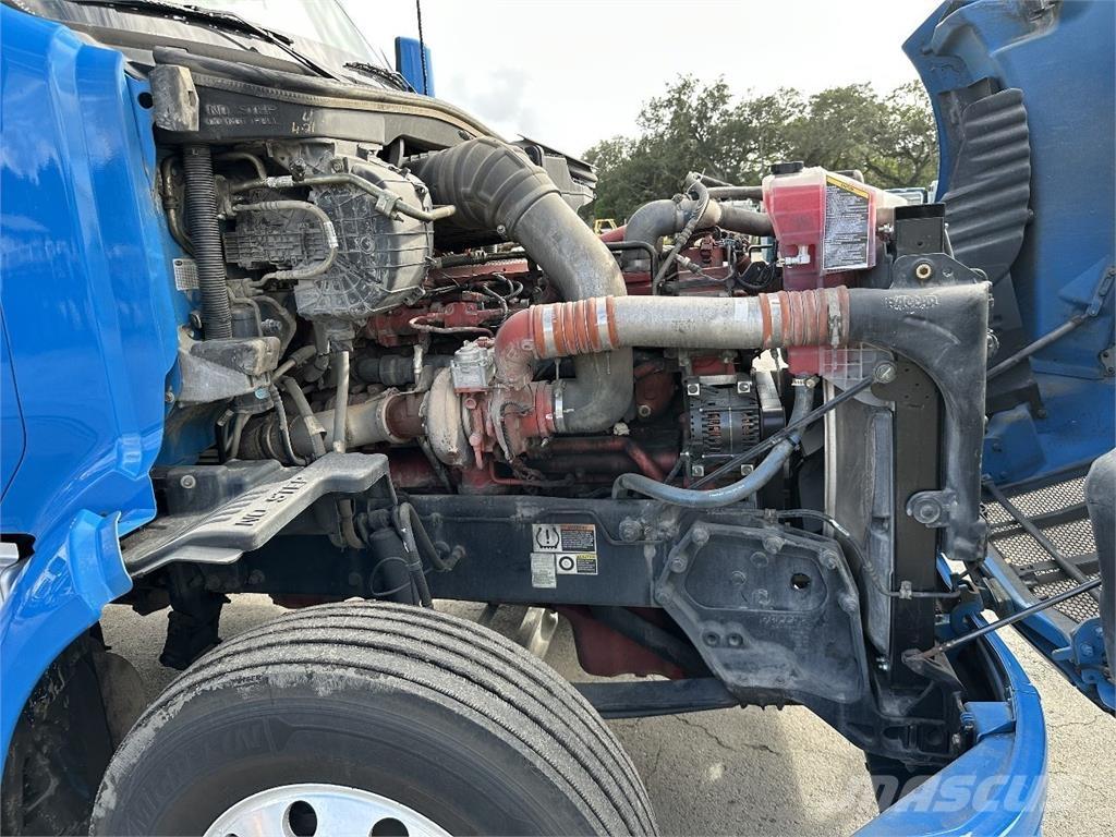 Peterbilt 579 中古トラクターヘッド | トレーラーヘッド