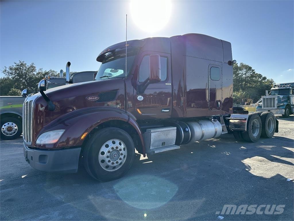 Peterbilt 579 中古トラクターヘッド | トレーラーヘッド