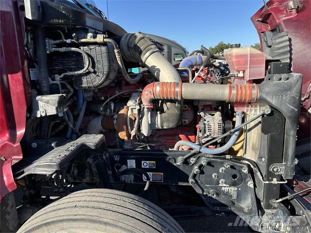 Peterbilt 579 中古トラクターヘッド | トレーラーヘッド