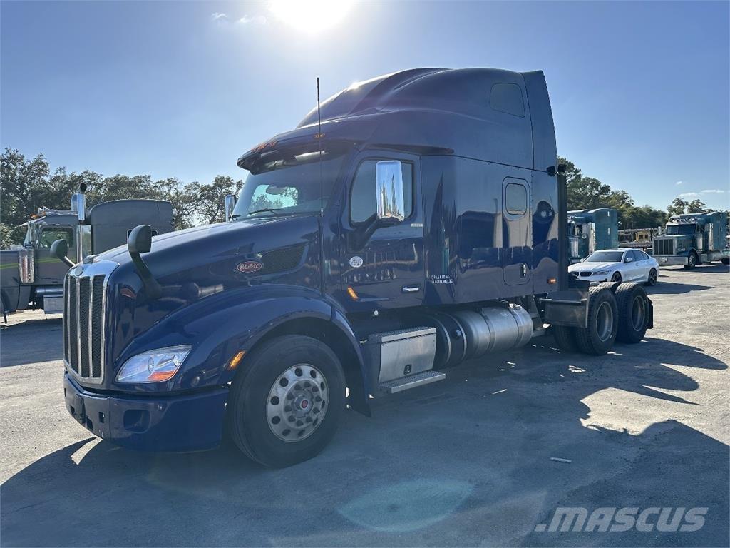Peterbilt 579 中古トラクターヘッド | トレーラーヘッド