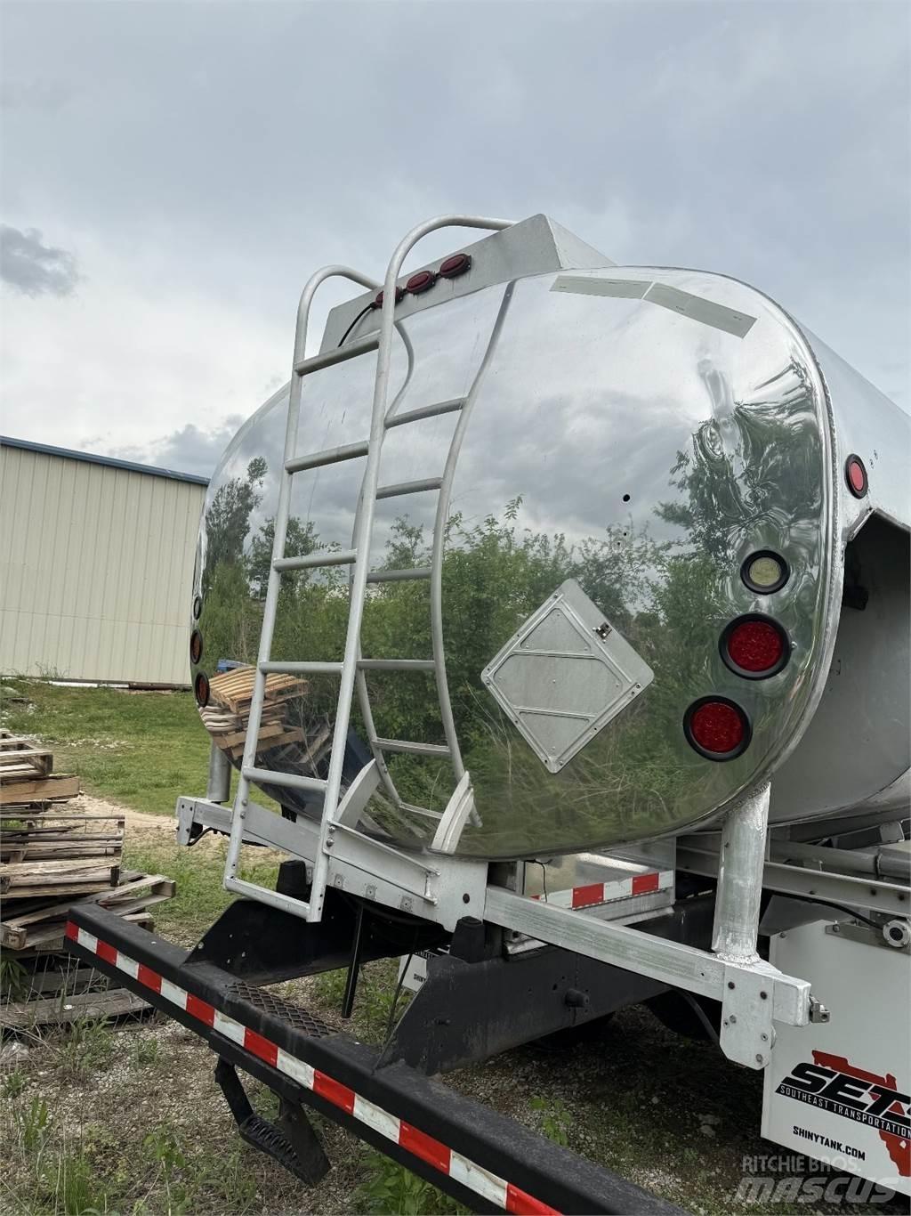 Sterling L7500 その他トラック