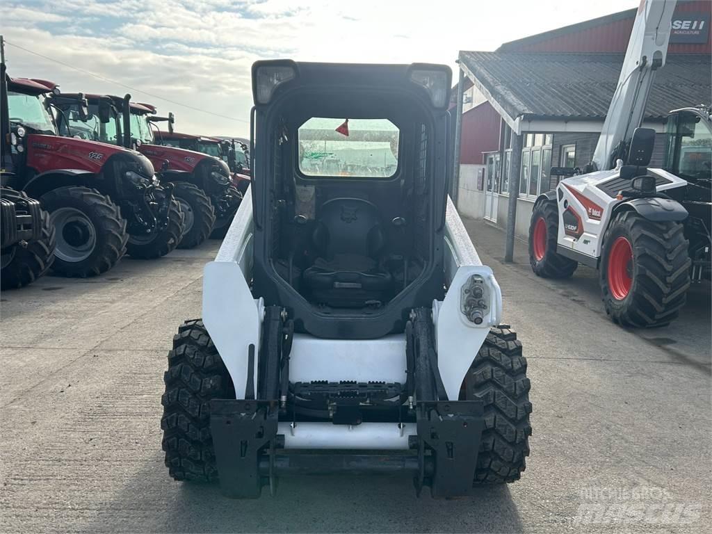 Bobcat S530 スキッドステアローダー