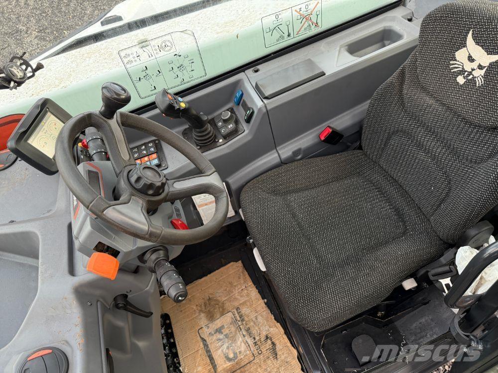 Bobcat TL30.70 テレスコーピックハンドラー