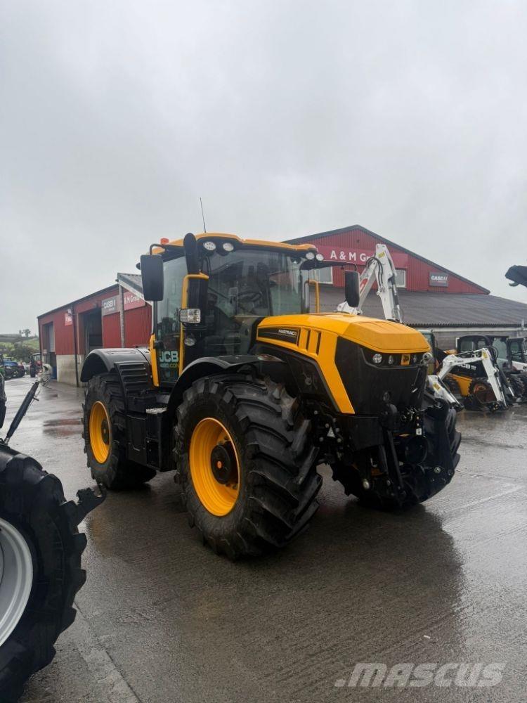 JCB Fastrac 4220 トラクター