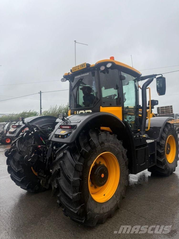 JCB Fastrac 4220 トラクター