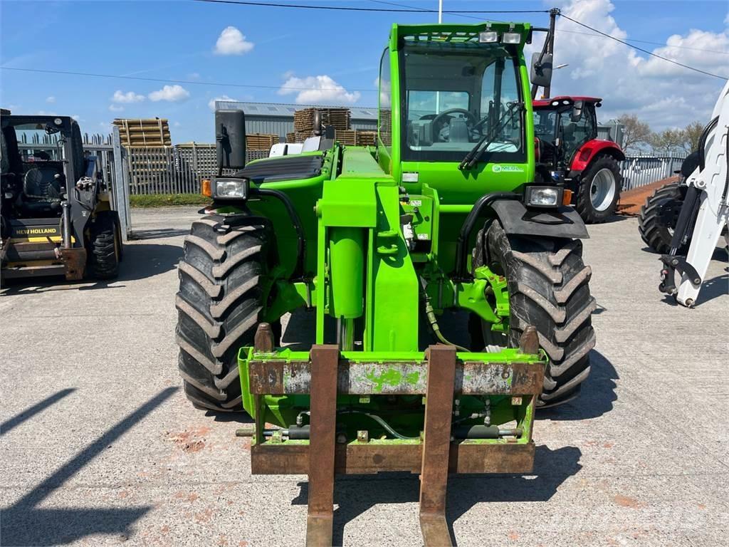 Merlo 42.7 テレスコーピックハンドラー